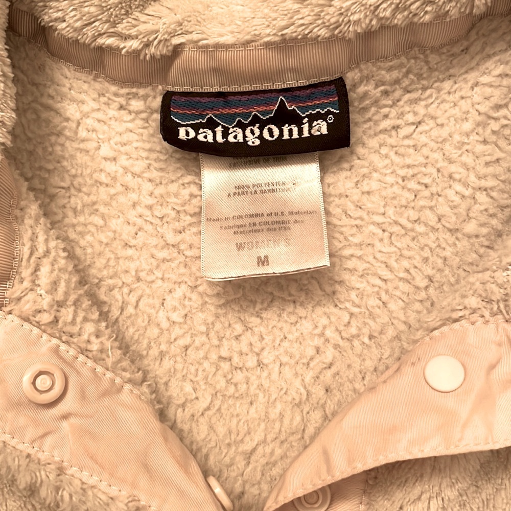 Patagonia women’s medium cream/ivory 3/4 button snap and pocket trendy - Picture 5 of 5